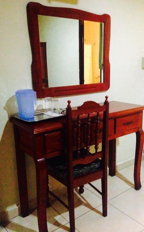 Hotel Residencial Cervantes David Bilik gambar