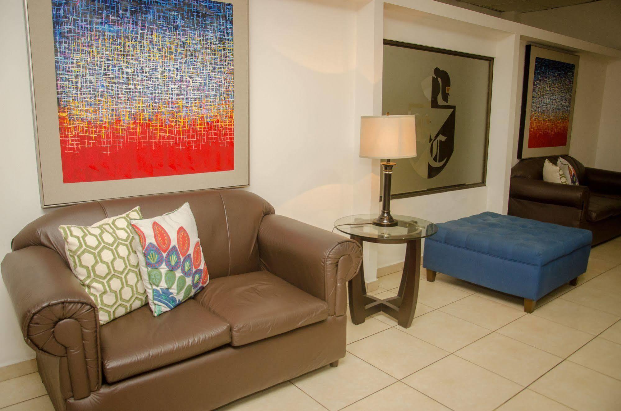 Hotel Residencial Cervantes David Luaran gambar